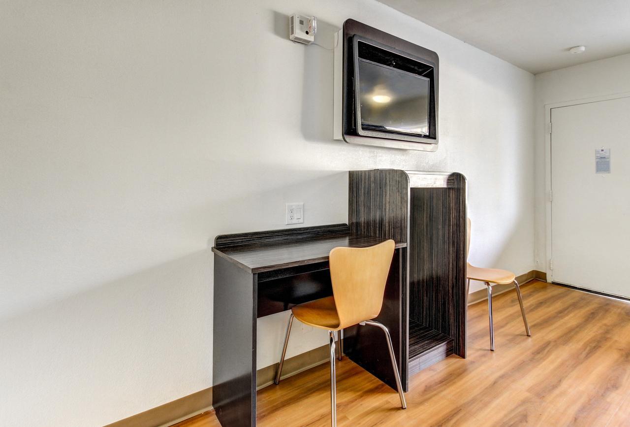 Motel 6 Waco - Lacy Lakeview Bellmead Esterno foto