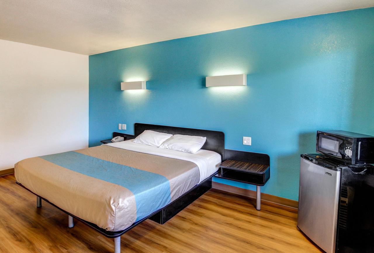 Motel 6 Waco - Lacy Lakeview Bellmead Esterno foto