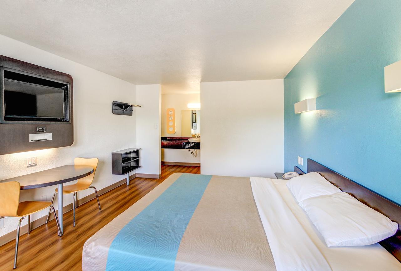 Motel 6 Waco - Lacy Lakeview Bellmead Esterno foto